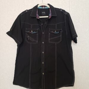 VERTICAL....BLACK SHORT SLEEVE SHIRT...SIZE:L